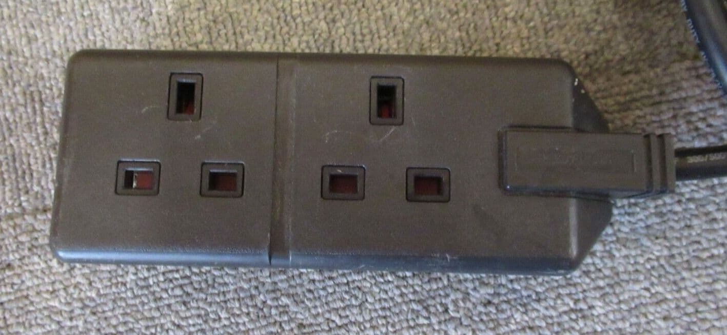 2 5M Black Extension Mains Cable IEC C14 Male To 2 Gang UK Socket