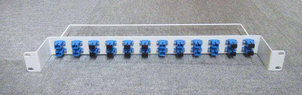 24 Port 1U 19