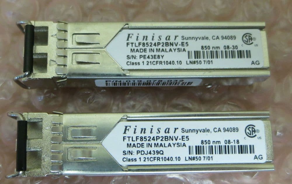 2x Finisar Fibre Optic 4Gb/s 850nm SFP Transceiver Module GBIC ...