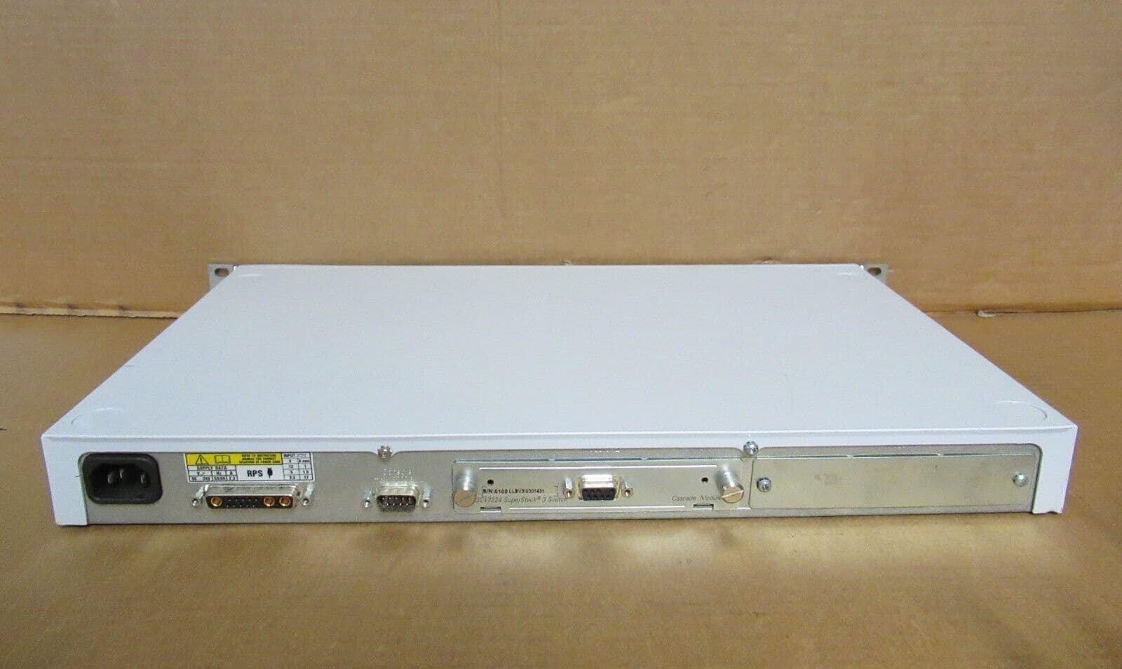 3COM SuperStack 3 4400 FX 24 Port Network Switch 24 X 10 100 3C17210 3com-superstack-3-4400-fx-24-port-network-switch-24-x-10-100-3c17210