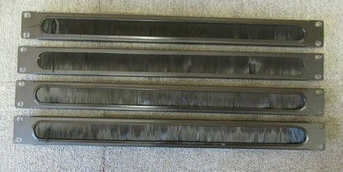 4 x OM 3337b-001 Rack Mount Cable Management Brush Strip Panel 1U 19" Black