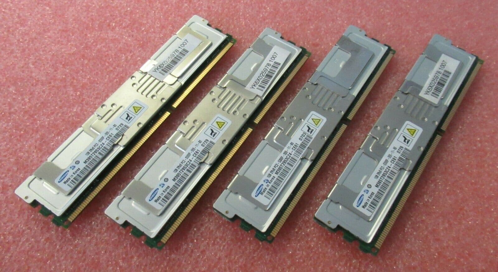 4x 1GB 4GB Fujitsu Samsung DDR2-667MHz PC2-5300F 240-P ECC
