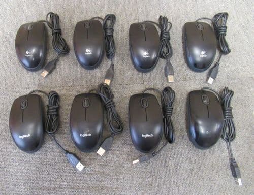 8 x Logitech B100 M-U0026 810-003656 Black USB Wired 3-Button Optical Mouse