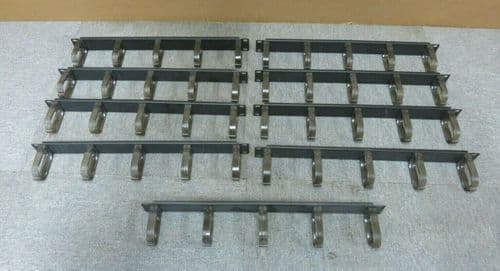 9 x Data Rack Cabinet Cable Tidy Bar 19" 1U Vertical Black 5 Ring / Hoops