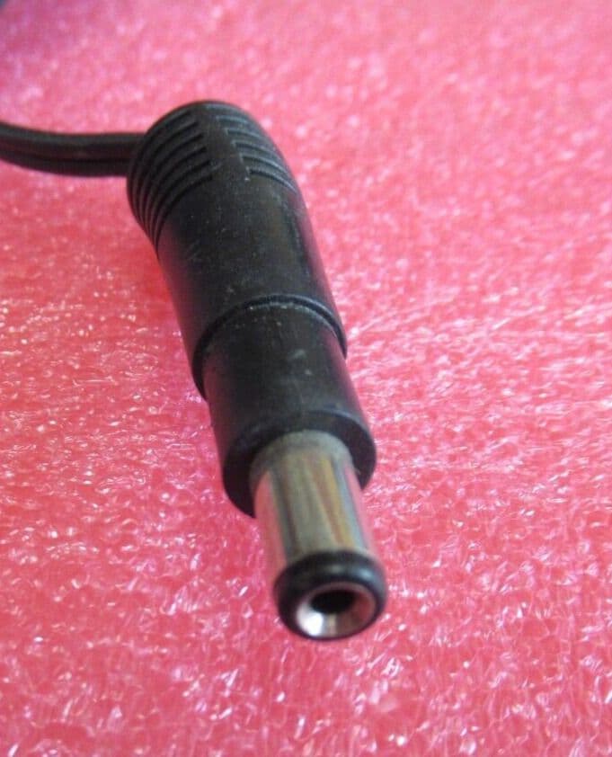 A&D Instruments TB124U UK Plug Negative Polarity AC Power Adapter 3 6W ...