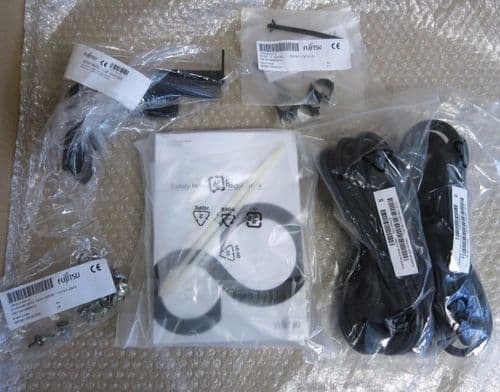 Accessory kit for Fujitsu Primergy RX200 S7 Server Including Installation s/ware