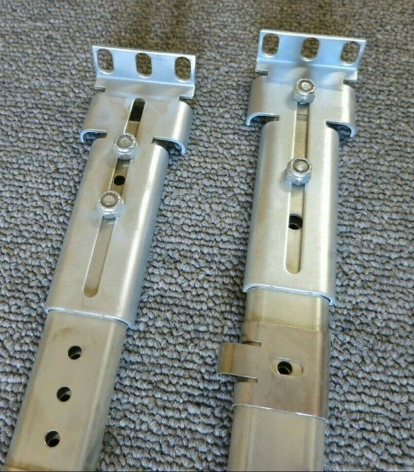 Accuride Left & Right 1U 28" Ball Bearing Sliding Outer Rack Mount