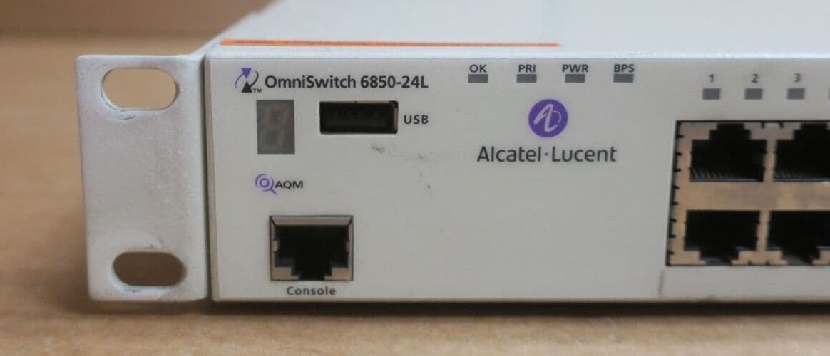AlcatelLucent OmniSwitch OS685024L 20x 10/100 RJ45 4x SFP/RJ45 1U Switch