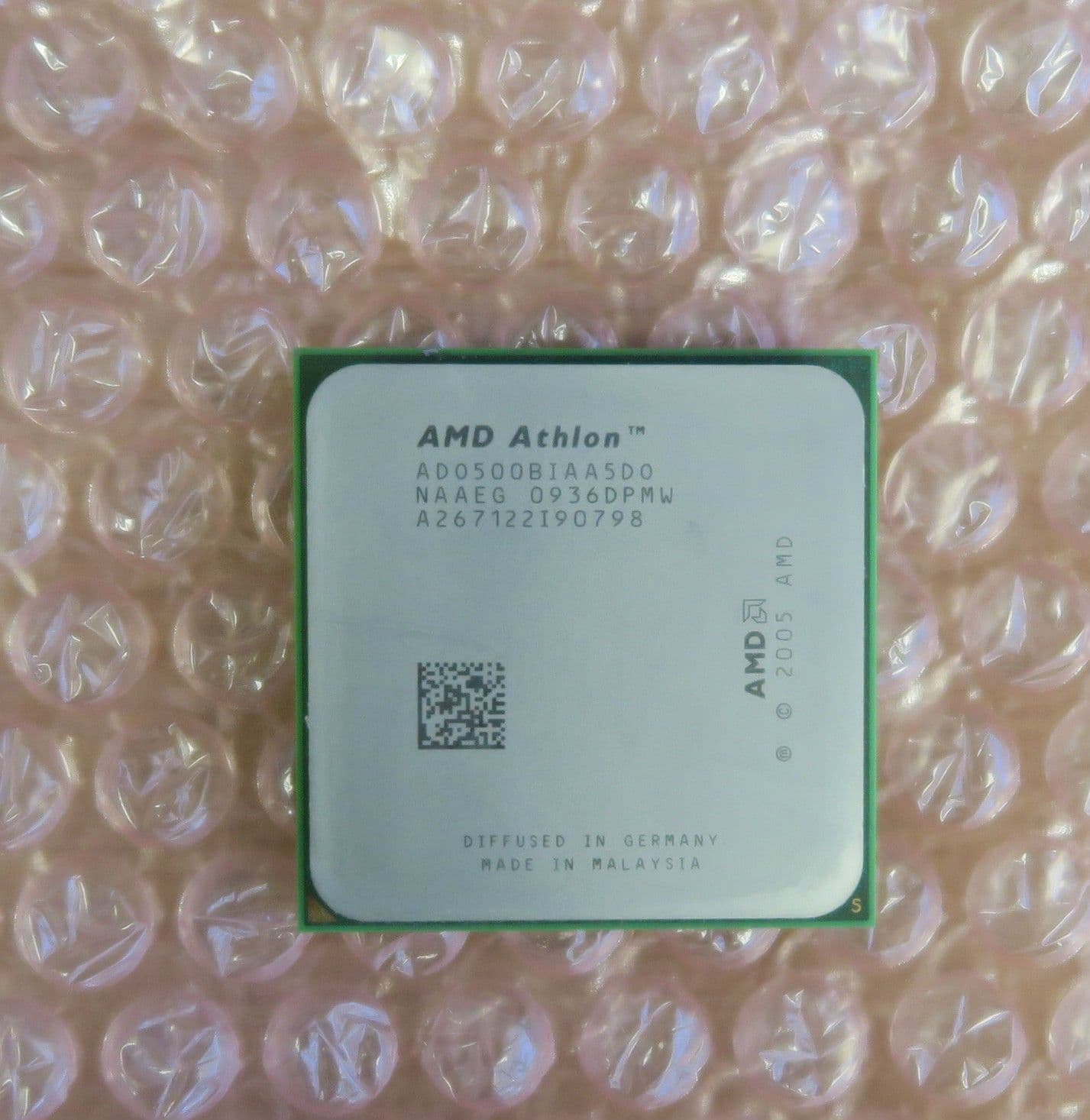 AMD Athlon 64 X2 5000B AD0500BIAA5D0 AM2 Dual Core 2 60GHz Processor CPU AMD Athlon 64 X2 5000B AD0500BIAA5D0 AM2 Dual Core 2 60GHz Processor CPU