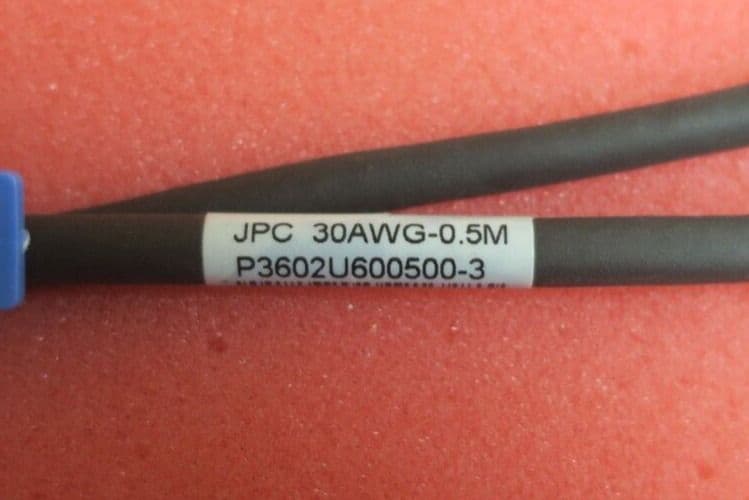 Amphenol JPC 30AWG0 5M MiniSAS HD to MiniSAS HD 0 5m Cable P3602U6005003