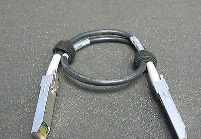 Amphenol Spectra Strip 4GB SFP SFP Copper Fibre Channel 0.6m Cable 17-05405-02