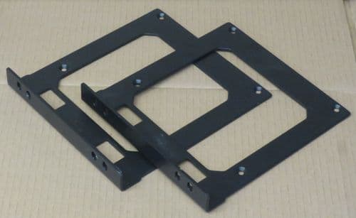 APC 2x Rack Mount Ear Brackets 4U for SRT8K SRT10K 870-23848A