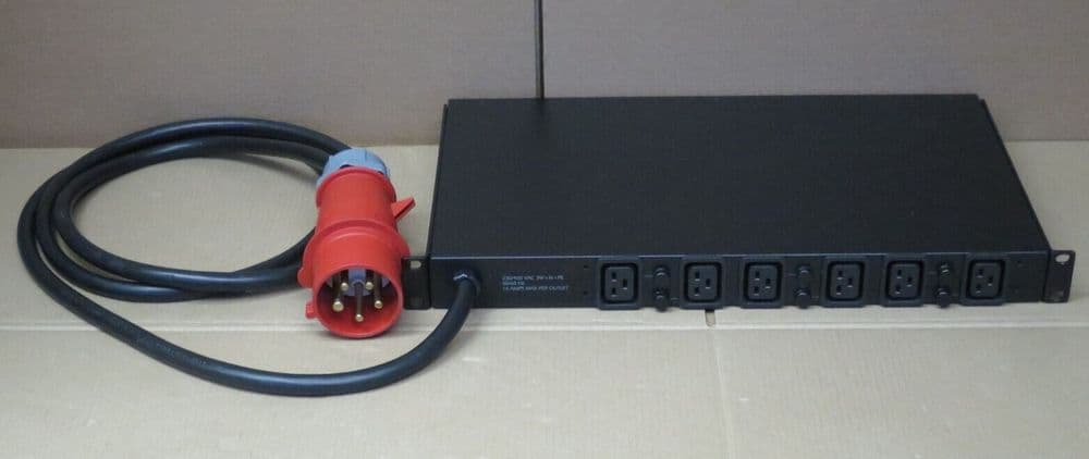 APC AP7526 Rack Mounted PDU 1U 6x 10A/16A C19 Output 1x 32A Input 3PH ...