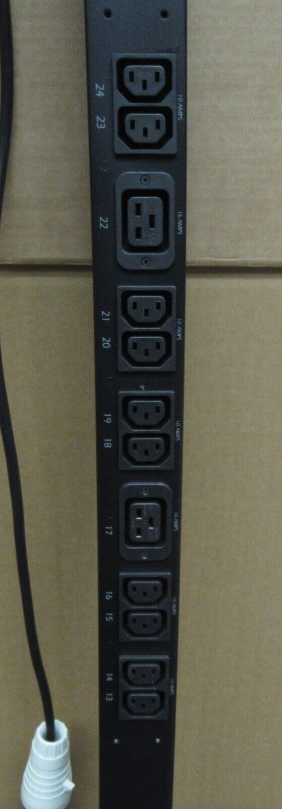 APC AP7551 20x C13 4x C19 ZeroU Rack PDU Power Distribution Unit 230V 16A