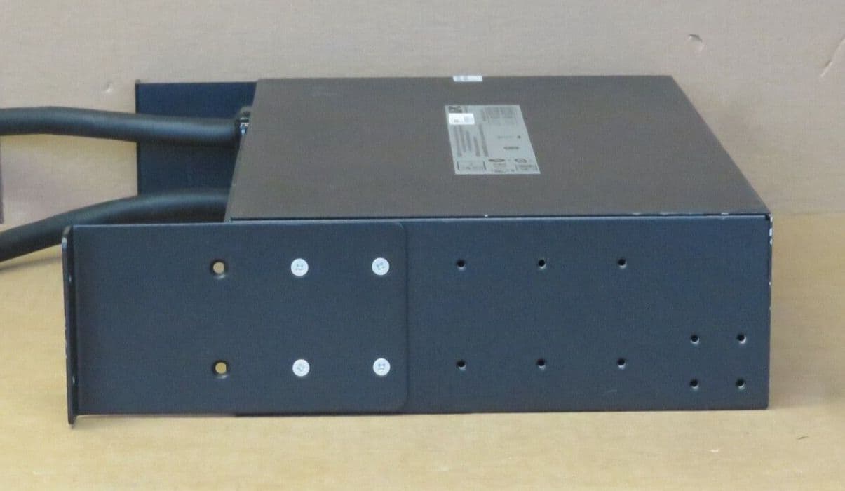 APC AP7724 2U ATS Automatic Transfer Switch Rack Mount PDU 230V 32A ...