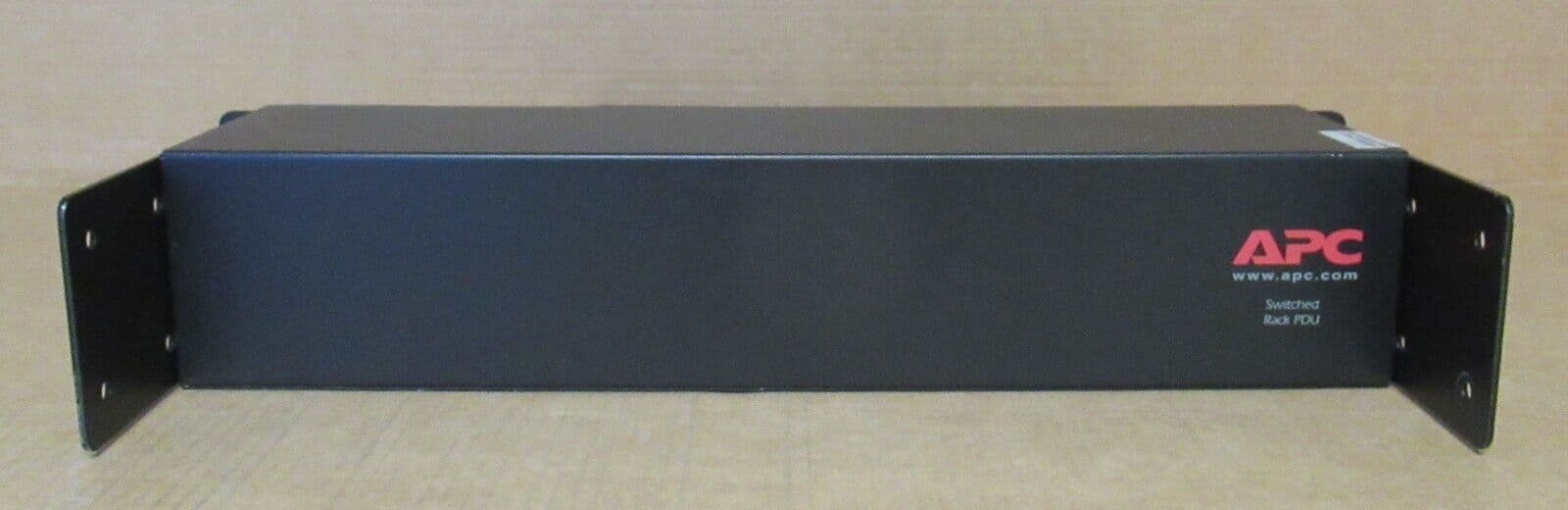 APC AP7922 Rackmount Power Distribution Unit PDU Switched 2U 32A 230V ...