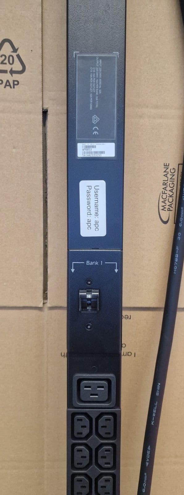 APC AP8853 Metered Rack 2G PDU 32A 230V 36xC13 6xC19 Power Distribution ...