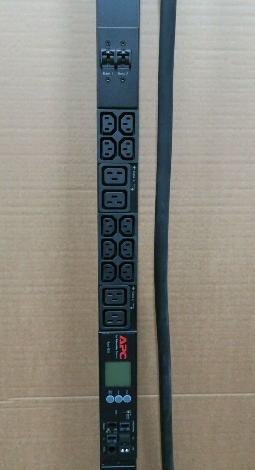 APC AP8886 Metered Rack PDU 32A 230V 30x C13 12x C19 Power Distribution ...