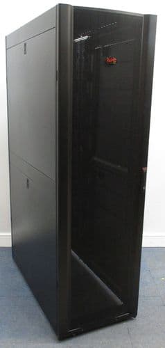APC AR3300 NetShelter SX Server 19" 600mm x 1200mm Networking Rack Cabinet 42U (1)