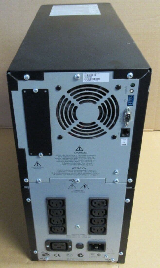 APC Smart-UPS 2200 Tower UPS for Servers New batteries installed SUA2200I