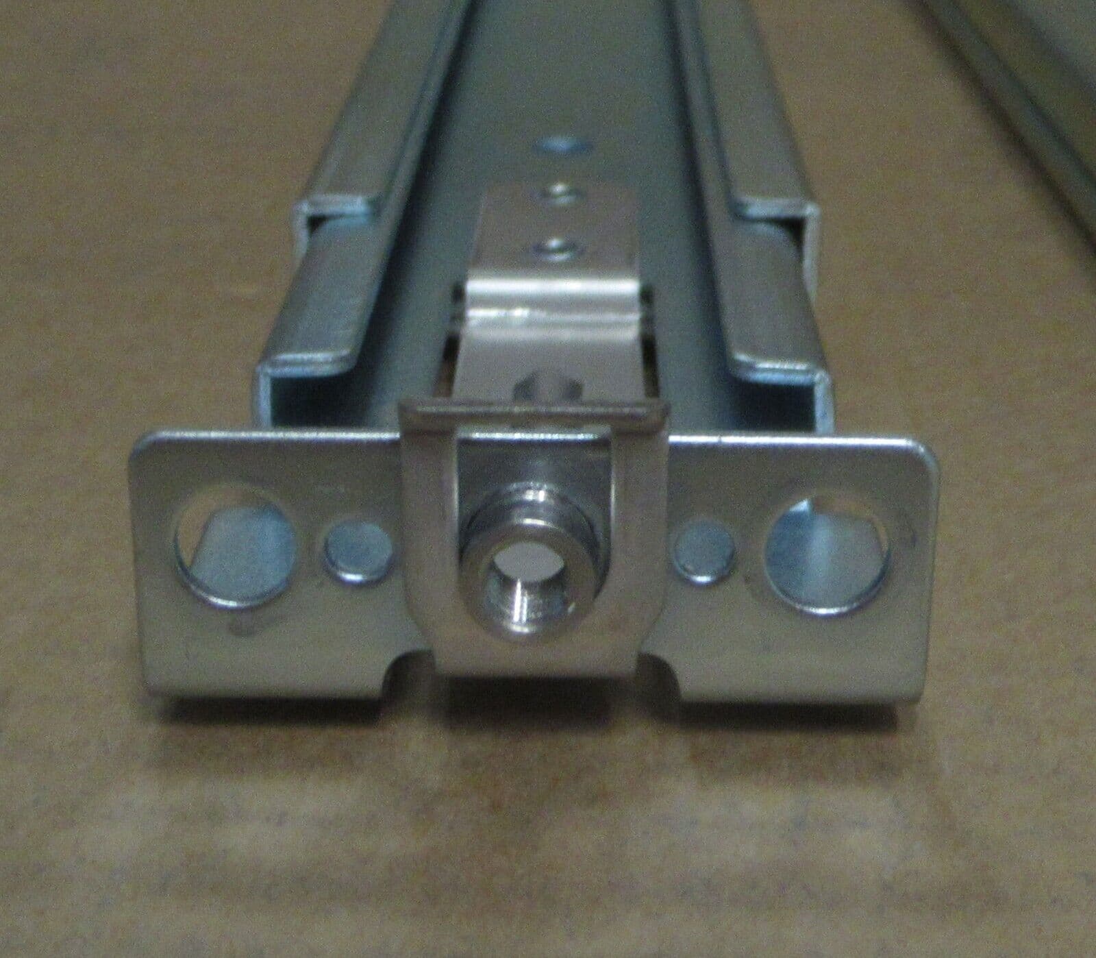 Arista ASY-00905-05 1U Rack Mount Rail Pair for Arista 7050QX Switches ...