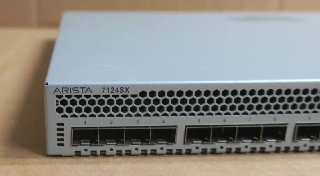 Arista DCS-7124SX-R 24-Port 1/10GbE SFP 1U L2/L3 Managed Switch
