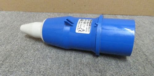 Bals CEE Norm 21013 2P+E IP44 32A 250V 3-Pins Blue Industrial Plug Fitting