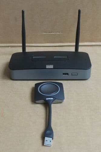 Barco ClickShare CSM-1 Wireless Presentation System R9861017 + Gen2 USB Button
