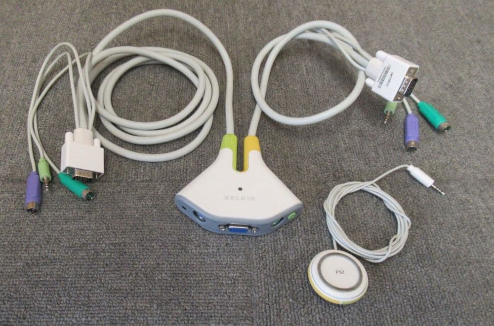 Belkin F1DG102P Flip 2 Port KVM Switch with Remote/Audio For PS/2 VGA