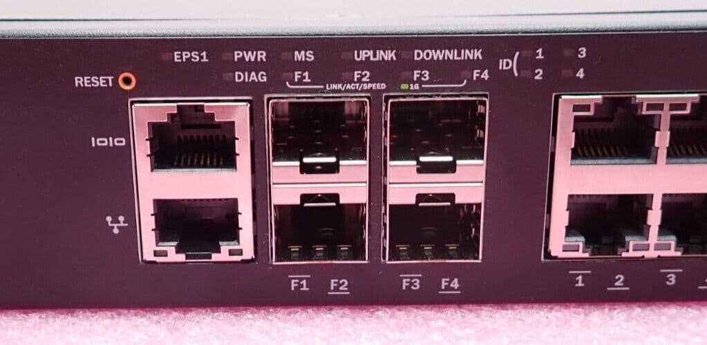 Brocade ICX 6430-24P 24x 1GbE PoE/PoE Base-T RJ45 4x 1GbE SFP Port 1U ...