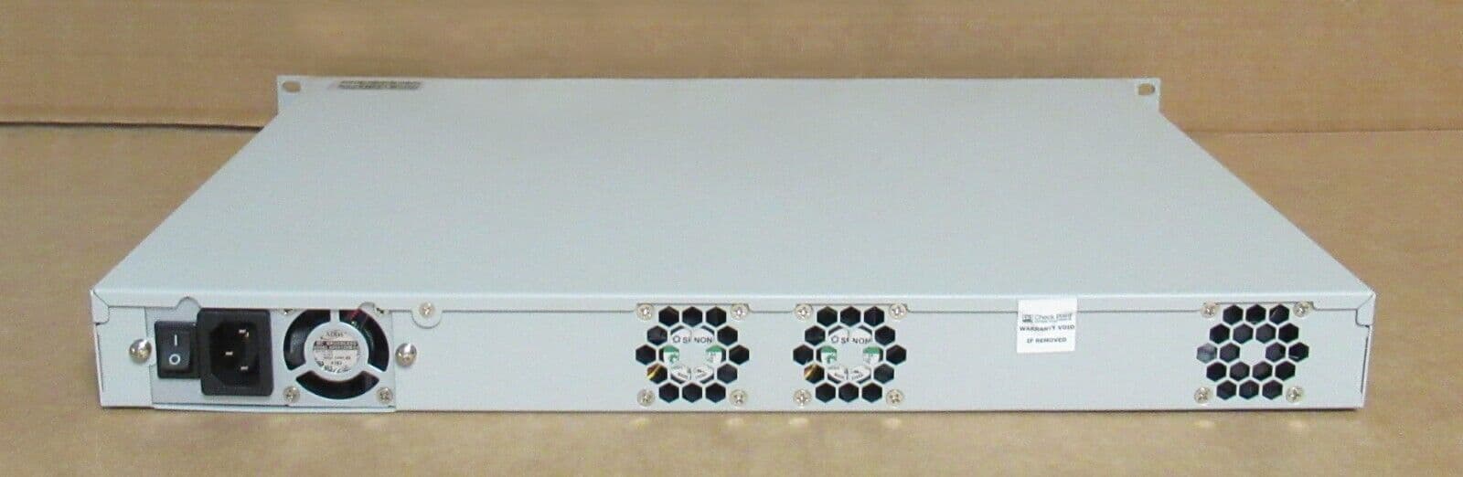 Check point 4400 8-Port Gigabit Network Firewall Appliance T-140 ...