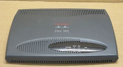 Cisco 1600 Series Router Cisco 1603 + WIC 1T + 8Mb Fast Flash Card