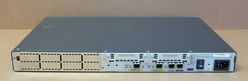 Cisco 2621 Ethernet Router 10/100MB 32Mb 2600 Series 1U Rackmount Wired ...