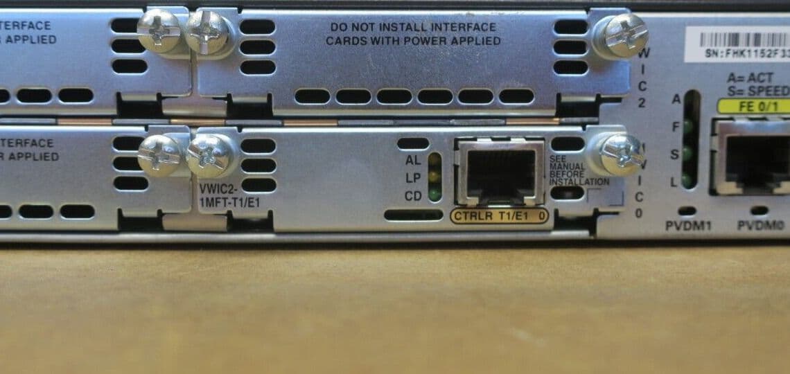 Cisco 2811 2800 1U ISR Integrated Services Router CISCO2811 VWIC2-2MFT ...