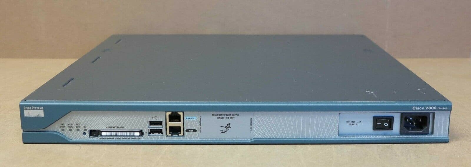 Cisco 2811 2800 Series ISR Integrated Services Router 10/100 Rackmount 1U