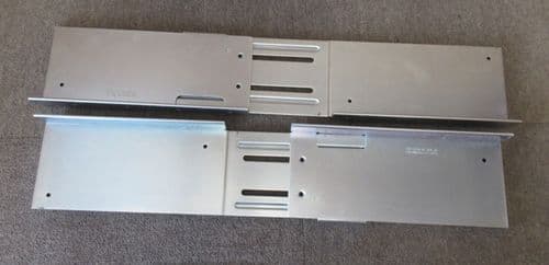 Cisco 700-23702-02 700-23703-03 Left & Right 19" Rack Rails For Nexus 7000
