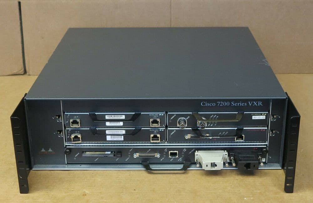 Cisco 7204VXR Modular Router 4U Chassis + NPE-175 PA-VXC-2TE1+ Fast Ethernet Mod