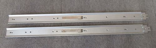 Cisco 800-36906-01 UCS C240 M3 Left & Right Rackmout Rails 740x48x5mm