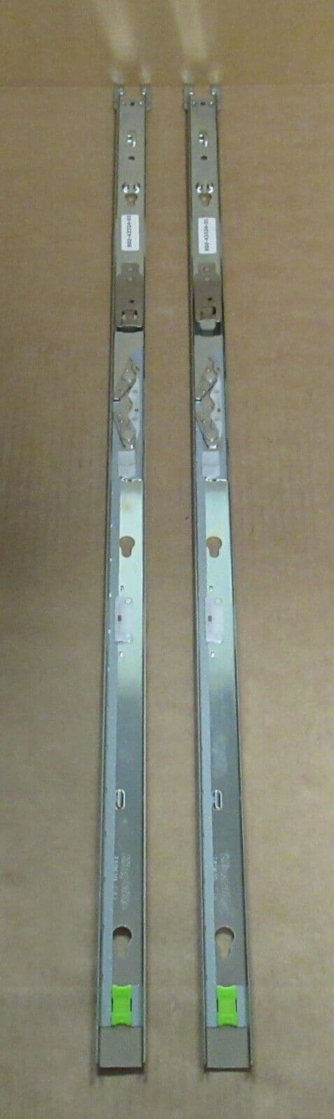 Cisco 800-43324-01 UCS C240 M4 Servers Inner Rails Left & Right 1U