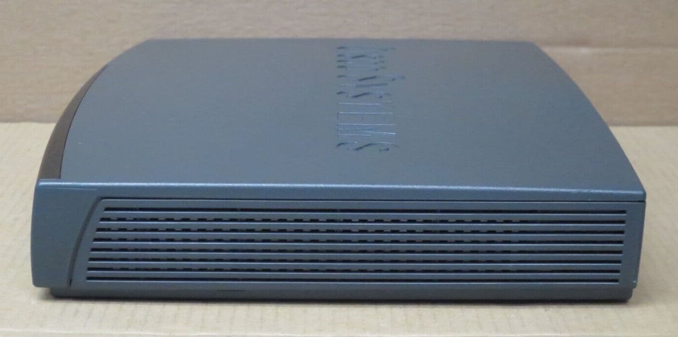 Cisco 876-K9 800 Series WAN Integrated Services 10/100 4-Port RJ-45 ...