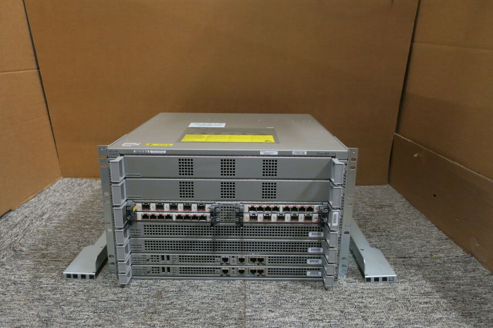 Cisco ASR1006 ASR 1000 Aggregation Services Router Chassis 6U 100BASE ...
