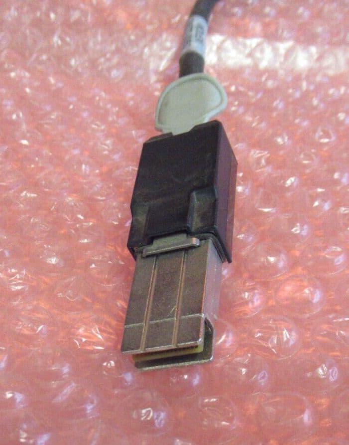 CISCO Bladeswitch 0 5m bladestack cable assembly CAB-STK-E-0 5M 37-0891-01