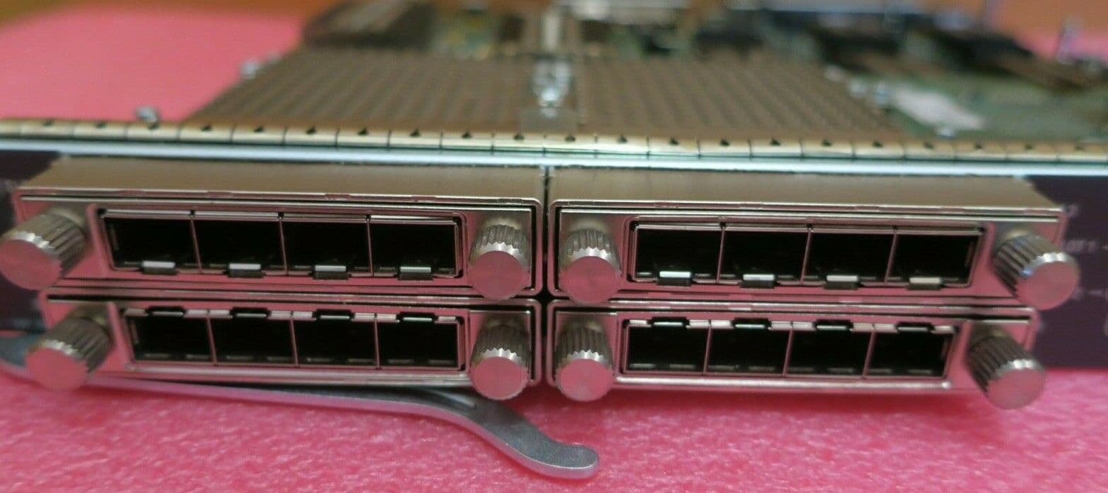 Cisco Catalyst WS-X6904-40G-2T 16 Port 40 Gigabit WS-F6904