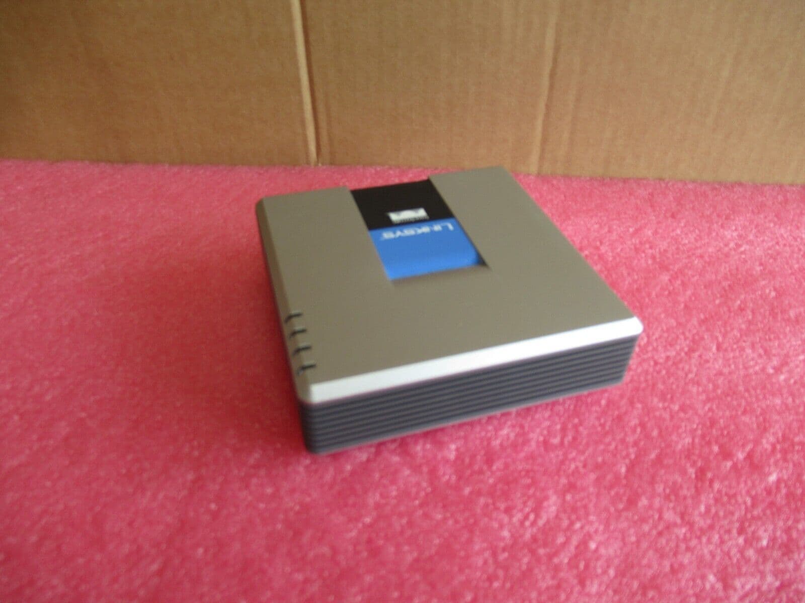 Cisco Linksys PAP2T 2 Port Voice-Over-IP Analog Internet Telephone Adapter
