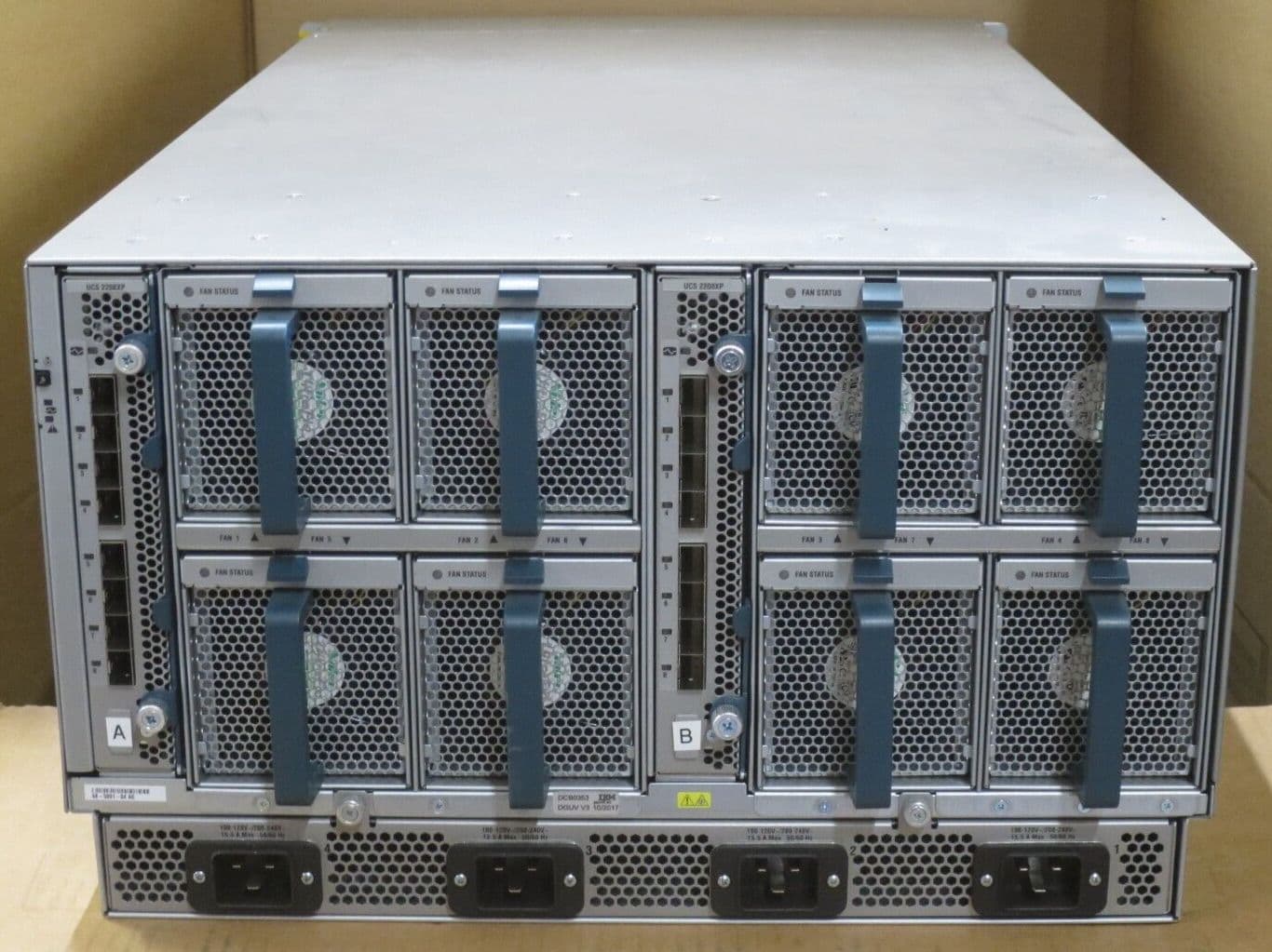 Cisco UCS 5108 6 Slot Blade Chassis 2x B440-M2 3x B200-M3 2x UCS 2208XP ...