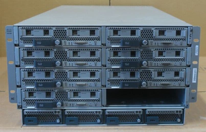 Cisco UCS 5108 Chassis 7x B200 M5 Blade Servers 14x 12C Gold 5118 ...
