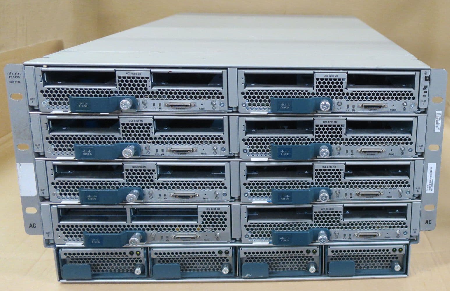 Cisco UCS 5108 Chassis w/4xPSU/8xFAN/2xUCS 2204XP/8x B200 M2/M3 Blade ...