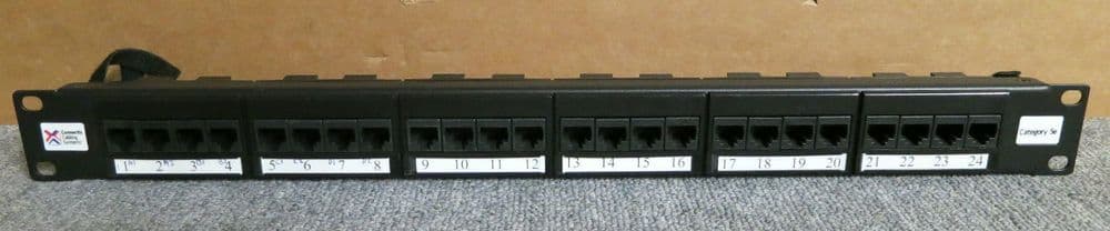 Connectix Category 5e 24 Port RJ45 1U 19