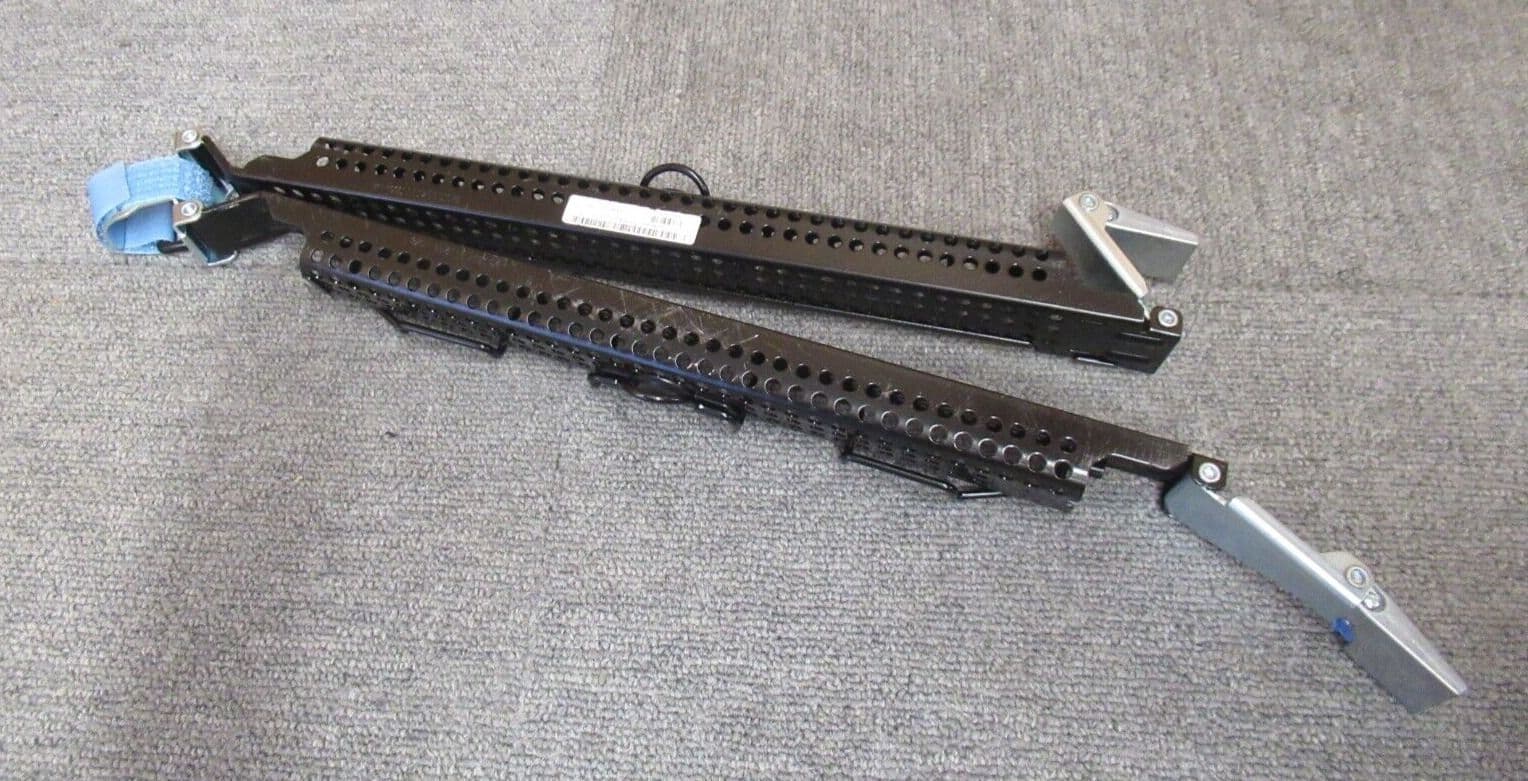 Dell 0RC652 RC652 PowerEdge 1950 1U Cable Management Arm