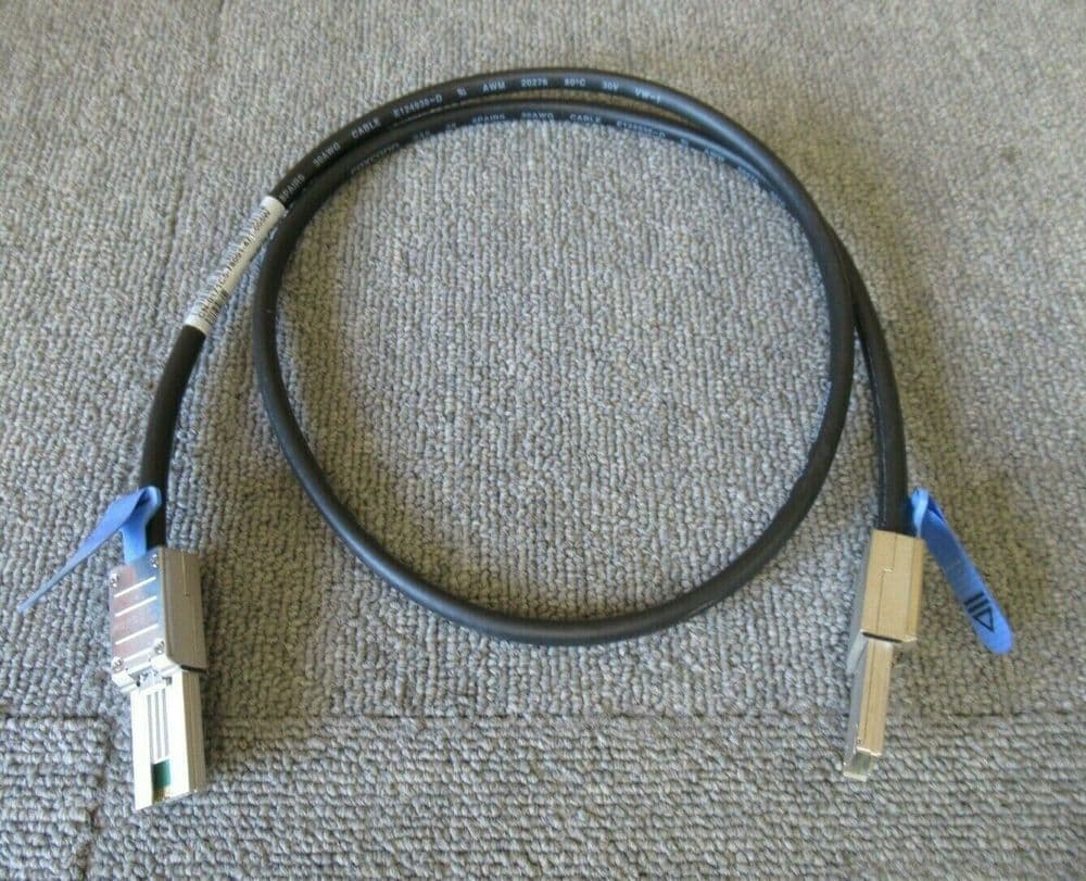Dell 171C5 PowerVault MD1200 1M SFF8088 To SFF8088 External SAS Cable
